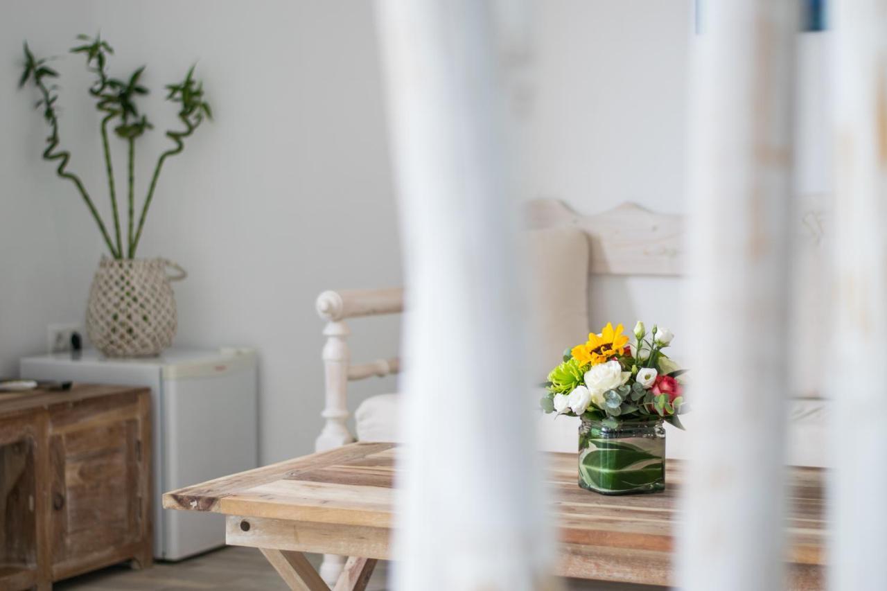 With-Inn Mykonos Suites Tourlos Dış mekan fotoğraf