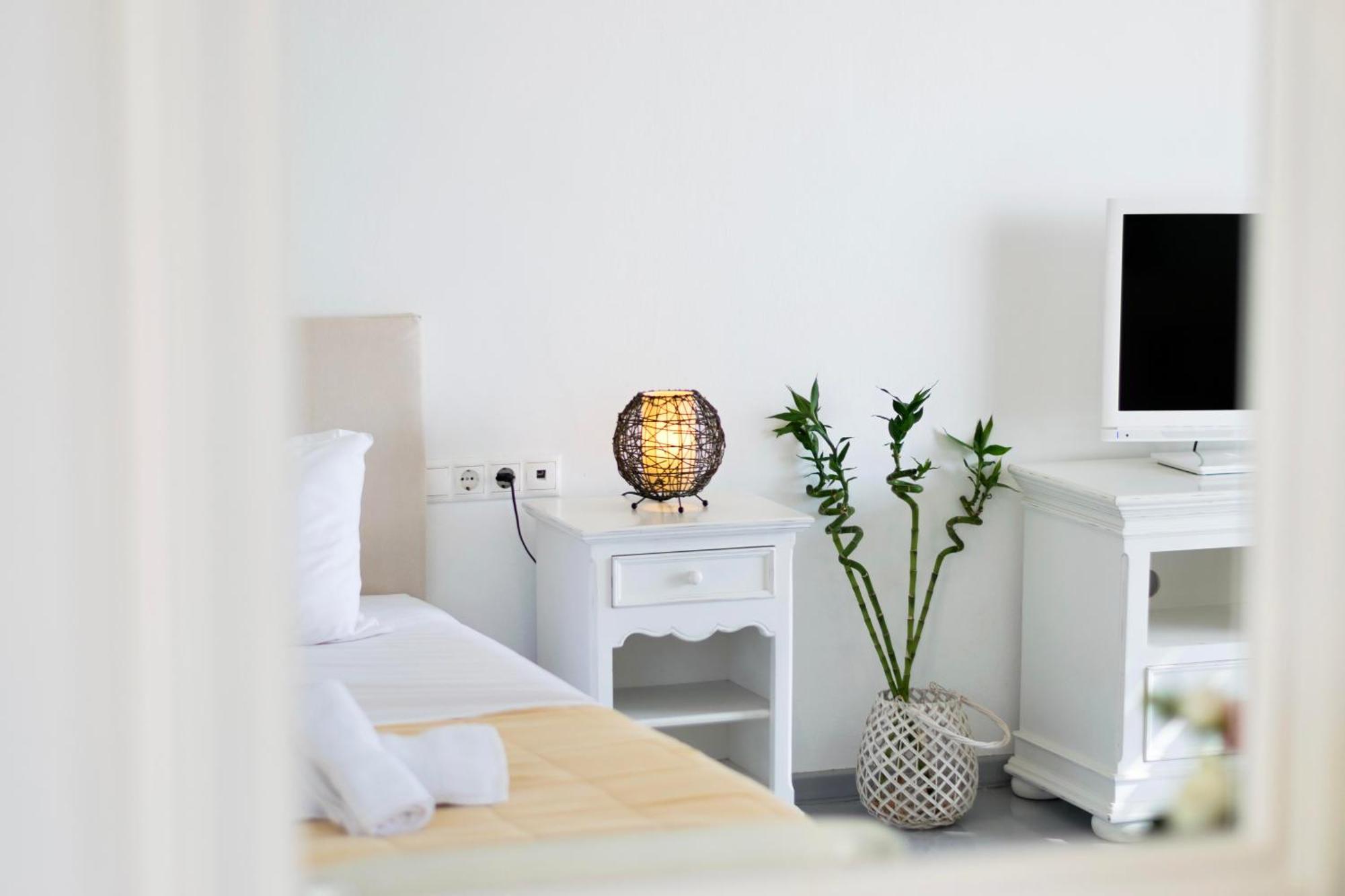 With-Inn Mykonos Suites Tourlos Dış mekan fotoğraf