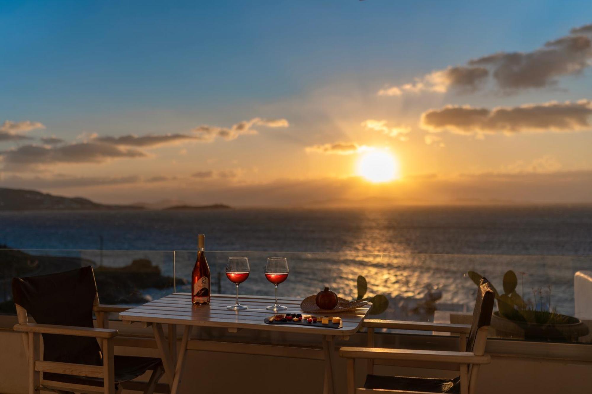 With-Inn Mykonos Suites Tourlos Dış mekan fotoğraf