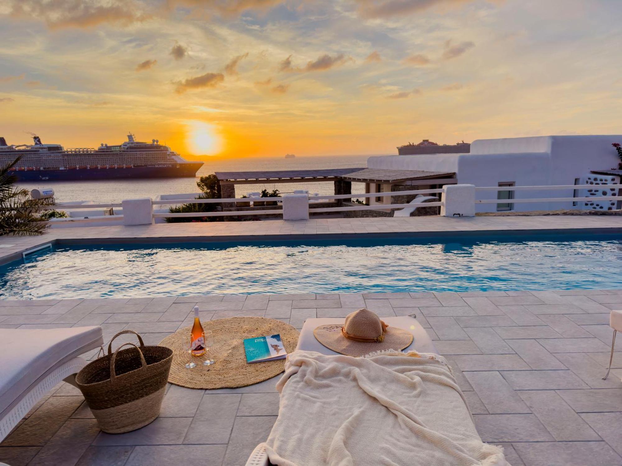With-Inn Mykonos Suites Tourlos Dış mekan fotoğraf