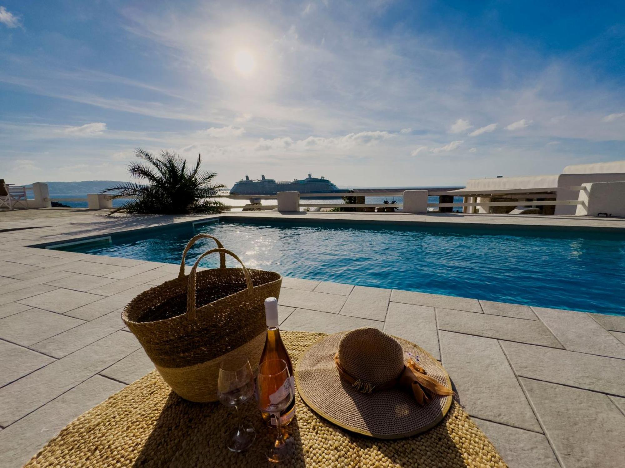 With-Inn Mykonos Suites Tourlos Dış mekan fotoğraf
