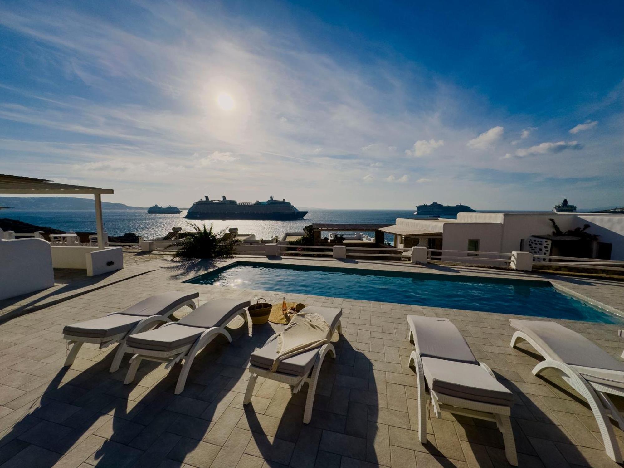 With-Inn Mykonos Suites Tourlos Dış mekan fotoğraf